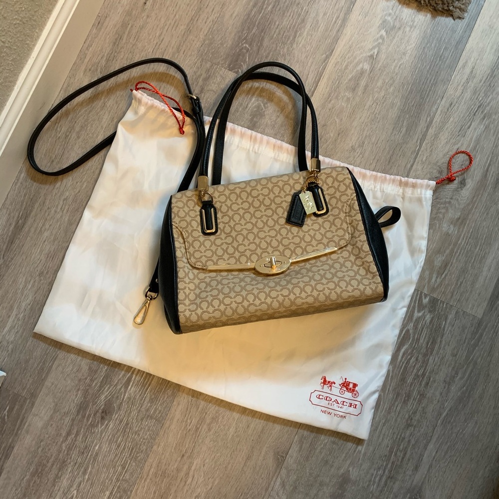 Coach Handbag - Picture 6 of 8